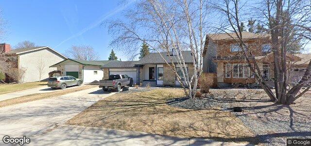 Photo of 61 Nutley Circle in Winnipeg, Manitoba