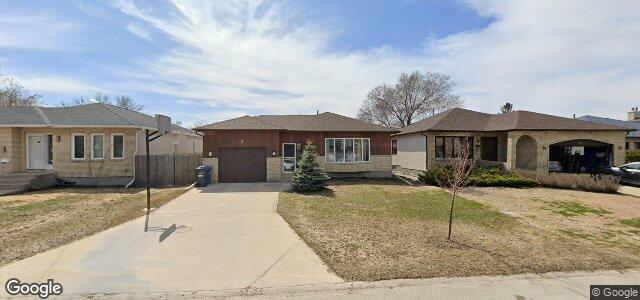 Photo of 7 Chancery Bay in Winnipeg, Manitoba