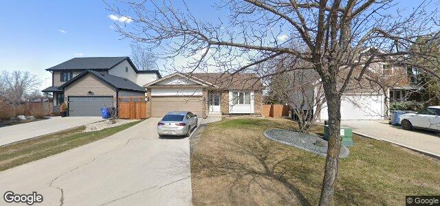 Photo of 7 Kingsclear Drive in Winnipeg, Manitoba