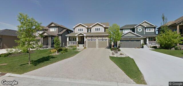 84 Farnsworth Crescent（加拿大曼尼托巴省温尼伯市）房屋照片