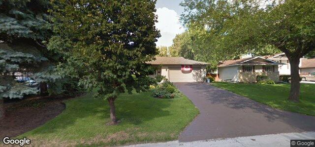 Larawan ng 103 Waterhouse Bay sa Winnipeg, Manitoba