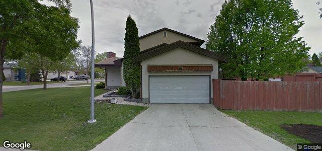 Photo of 105 Spruce Thicket Walk in Winnipeg, Manitoba