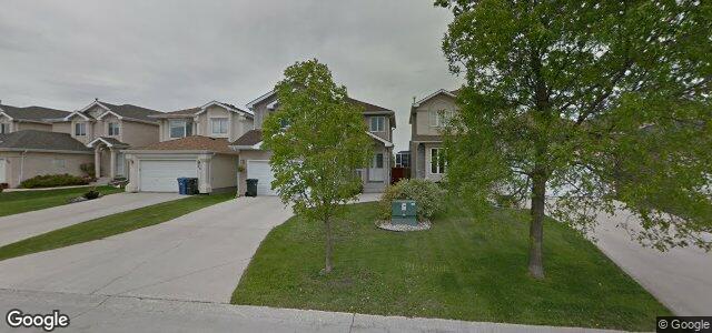 Photo of 114 Horrox Bay in Winnipeg, Manitoba