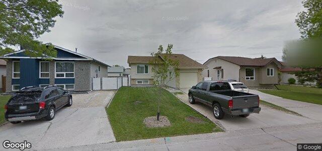 Larawan ng 118 Spruce Thicket Walk sa Winnipeg, Manitoba