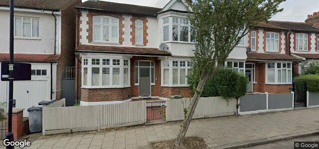 Larawan ng 12 Glencairn Road sa Winnipeg, Manitoba