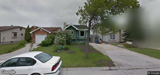 130 Spruce Thicket Walk ਦੀ ਫੋਟੋ, ਵਿਨੀਪਿਗ, ਮੈਨੀਟੋਬਾ