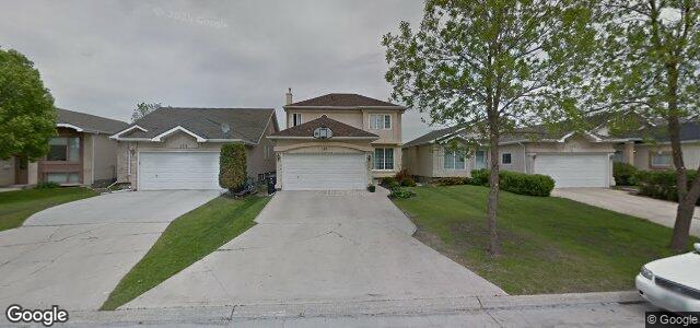 Photo of 152 Glencairn Road in Winnipeg, Manitoba