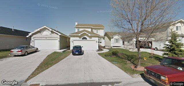 Photo of 220 Glencairn Road in Winnipeg, Manitoba