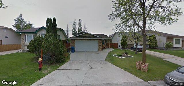 50 Spruce Thicket Walk ਦੀ ਫੋਟੋ, ਵਿਨੀਪਿਗ, ਮੈਨੀਟੋਬਾ