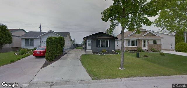 Photo of 66 Pinetree Crescent in Winnipeg, Manitoba