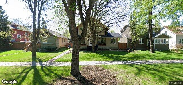 Larawan ng 310 Bartlet Avenue sa Winnipeg, Manitoba