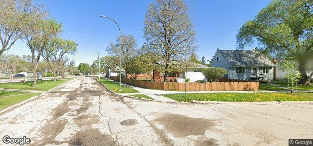 Photo of 327 Wavell Avenue in Winnipeg, Manitoba