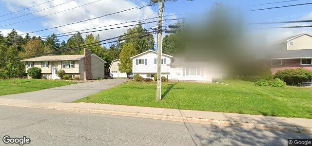 Photo of 420 Woodward Avenue in Winnipeg, Manitoba