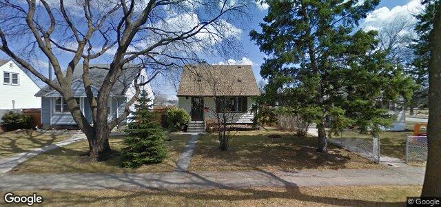 Photo of 483 Penninghame Street in Winnipeg, Manitoba