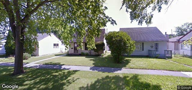 Photo of 748 Bannerman Avenue in Winnipeg, Manitoba