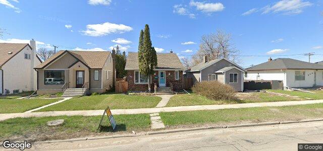 Photo of 794 Inkster Boulevard in Winnipeg, Manitoba