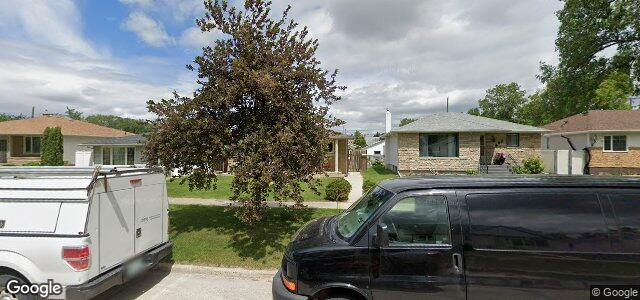 Photo of 989 Cathedral Avenue in Winnipeg, Manitoba