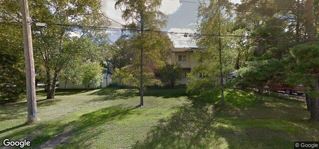 Photo of 233 Robindale Road in Winnipeg, Manitoba