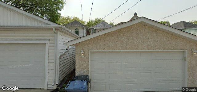 Larawan ng 931 Warsaw Avenue sa Winnipeg, Manitoba