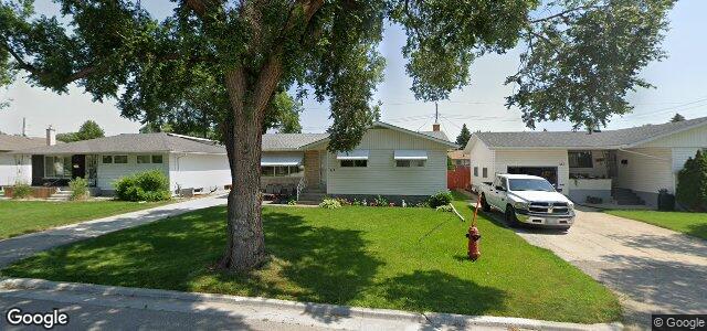 Larawan ng 117 Broad Bay sa Winnipeg, Manitoba