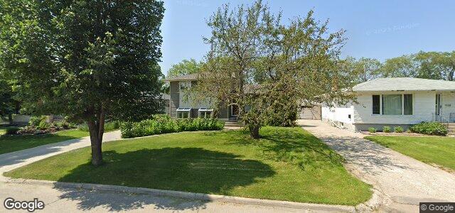 Photo of 1204 De Graff Place in Winnipeg, Manitoba