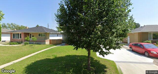 Larawan ng 133 Broad Bay sa Winnipeg, Manitoba