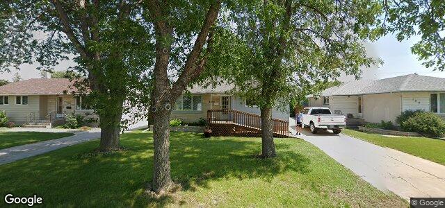 Photo of 184 Broad Bay in Winnipeg, Manitoba