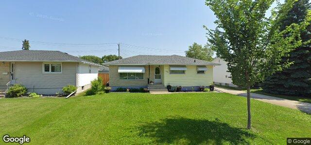 Photo of 204 Macaulay Crescent in Winnipeg, Manitoba
