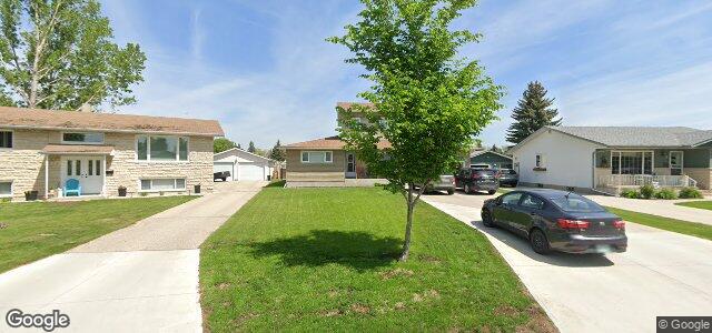 27 Pinecrest Bay ਦੀ ਫੋਟੋ, ਵਿਨੀਪਿਗ, ਮੈਨੀਟੋਬਾ