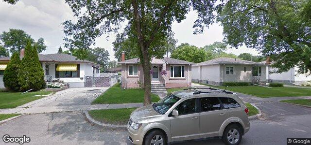 Photo of 375 Leighton Avenue in Winnipeg, Manitoba