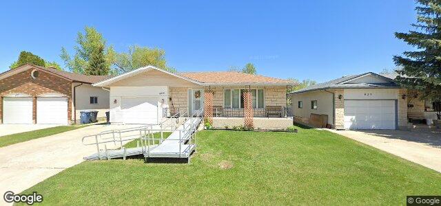 Photo of 425 Paufeld Drive in Winnipeg, Manitoba