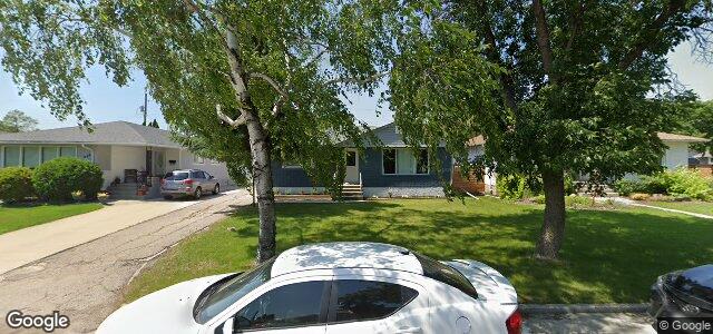 Photo of 442 Stalker Bay in Winnipeg, Manitoba