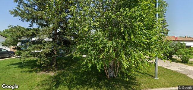 Photo of 680 Bardal Bay in Winnipeg, Manitoba