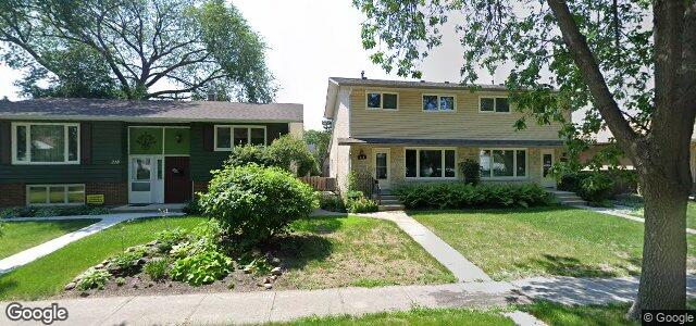 Photo of 214 Roberta Avenue in Winnipeg, Manitoba