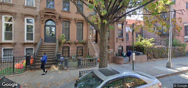 Photo of 290 Greene Avenue in Winnipeg, Manitoba