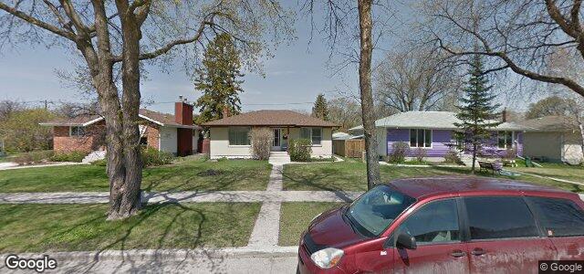 Photo of 349 Helmsdale Avenue in Winnipeg, Manitoba