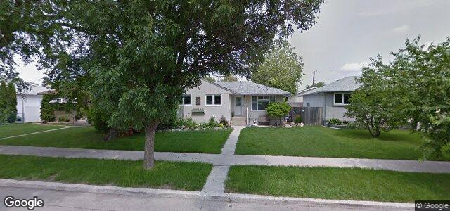 Photo of 423 Hazel Dell Avenue in Winnipeg, Manitoba