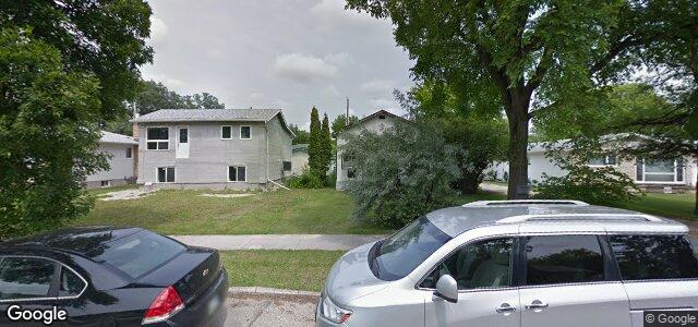 Photo of 561 Oakview Avenue in Winnipeg, Manitoba