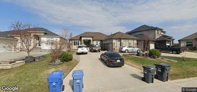 Photo of 31 Westwater Drive in Winnipeg, Manitoba