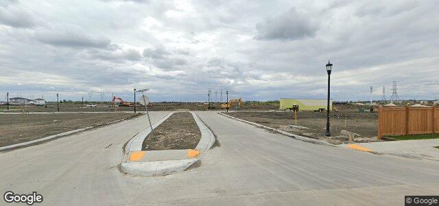 10 Yellow Moon Crescent ਦੀ ਫੋਟੋ, ਵਿਨੀਪਿਗ, ਮੈਨੀਟੋਬਾ