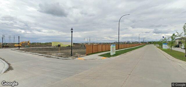 19 Yellow Moon Crescent ਦੀ ਫੋਟੋ, ਵਿਨੀਪਿਗ, ਮੈਨੀਟੋਬਾ