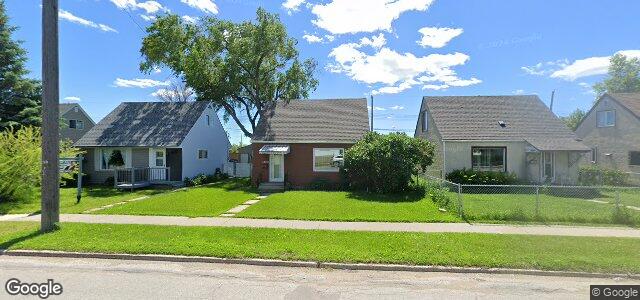 1320 Selkirk Avenue（加拿大曼尼托巴省溫尼伯市）房屋照片