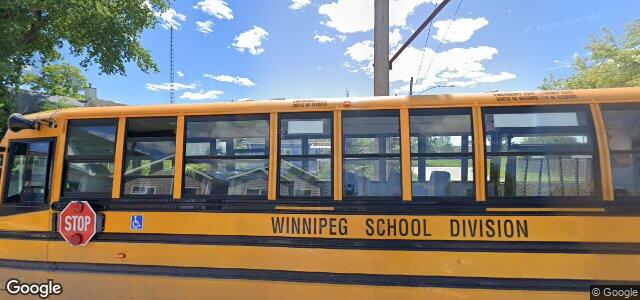 1366 Selkirk Avenue（加拿大曼尼托巴省溫尼伯市）房屋照片