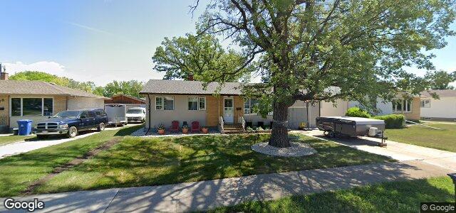 Photo of 19 Golden Gate Bay in Winnipeg, Manitoba