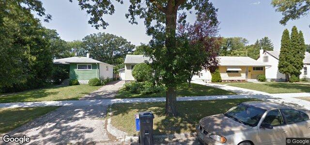 272 Strathmillan Road（加拿大曼尼托巴省温尼伯市）房屋照片