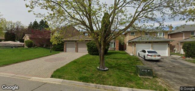 Photo of 30 Harmon Avenue in Winnipeg, Manitoba