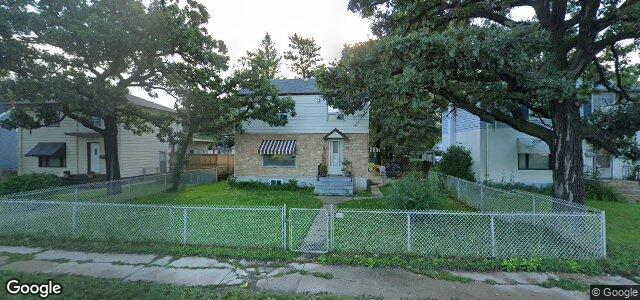 184 Kenaston Boulevard ਦੀ ਫੋਟੋ, ਵਿਨੀਪਿਗ, ਮੈਨੀਟੋਬਾ