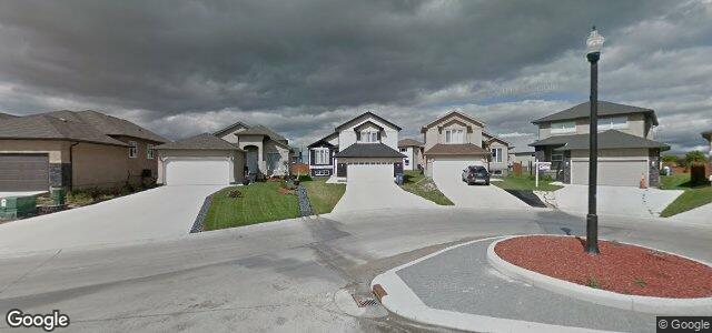 11 Switch Grass Cove ਦੀ ਫੋਟੋ, ਵਿਨੀਪਿਗ, ਮੈਨੀਟੋਬਾ