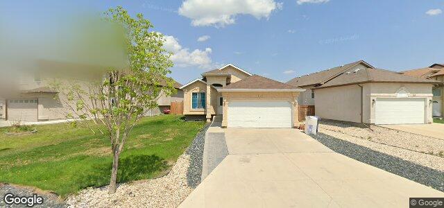 Photo of 140 Caribou Crescent in Winnipeg, Manitoba