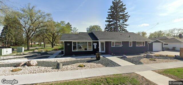 715 Queenston Street ਦੀ ਫੋਟੋ, ਵਿਨੀਪਿਗ, ਮੈਨੀਟੋਬਾ